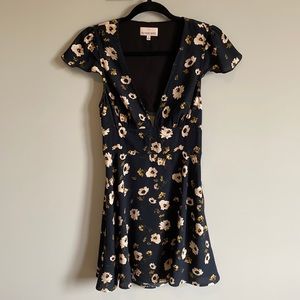 Aritzia - SUNDAY BEST Dress- 4